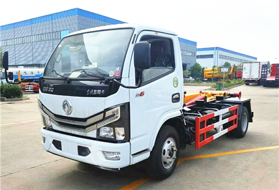 國六東風小多利卡勾臂式垃圾車（5方）